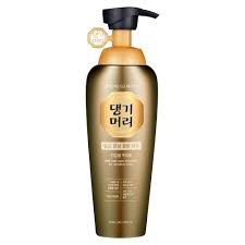 DAENG GI MEO RI HAIR LOSS CARE SHAMPOO FOR SENSITIVE HAIR Укрепляющий шампунь против выпадения волос для чувствительной кожи головы 400мл