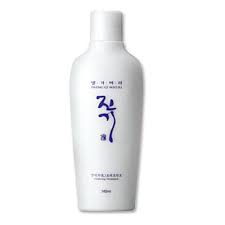 DAENG GI MEO RI VITALIZING TREATMENT Восстанавливающий бальзам для волос 145мл